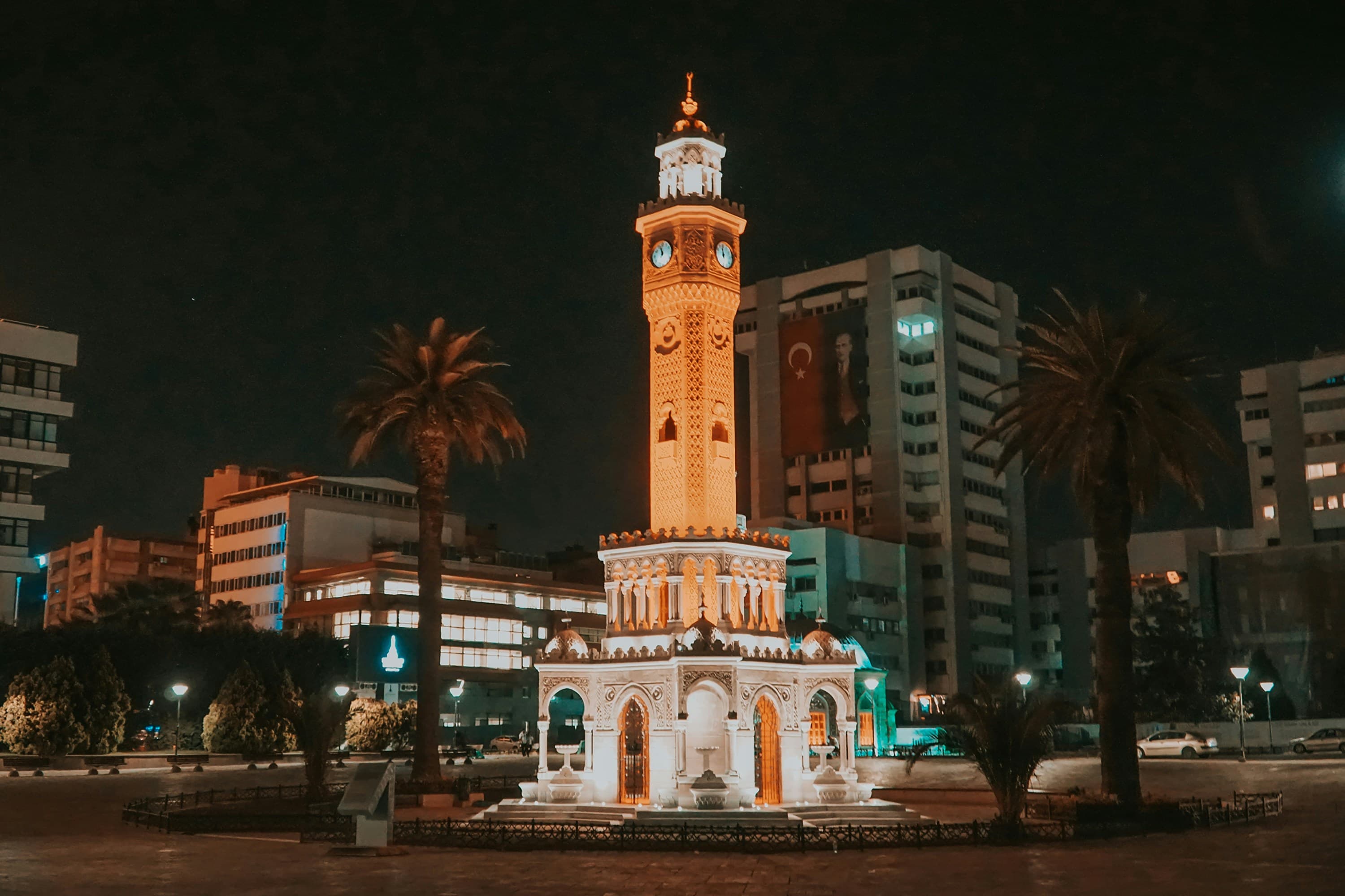 İzmir 2025: Körfez, Antik Miras ve Ege Lezzetleri — 3–5 Günlük Şehir & Kıyı Rehberi