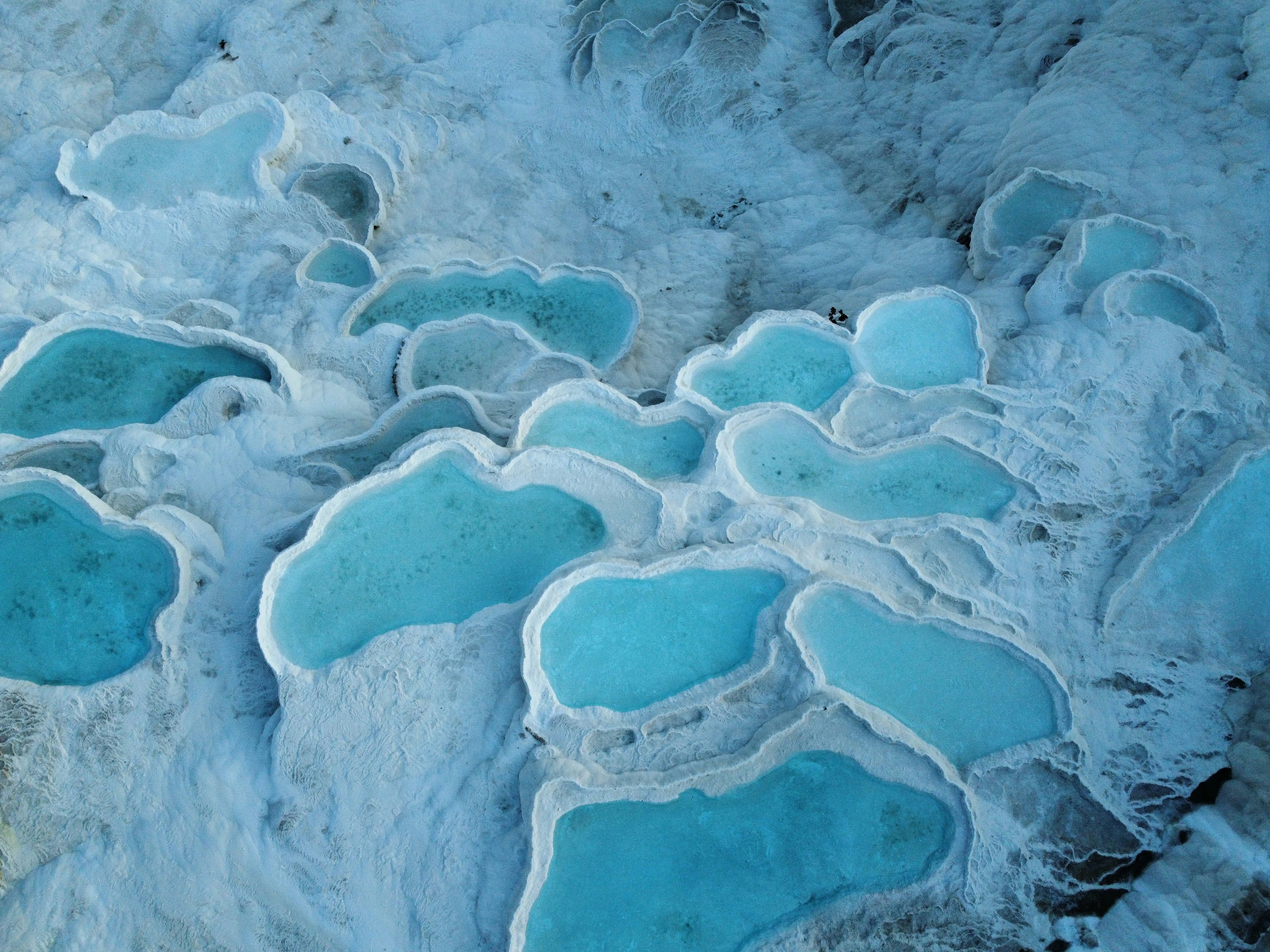 Denizli & Pamukkale 2025: Travertenler, Hierapolis, Termaller ve Lezzet Rotası (3–5 Günlük Rehber)