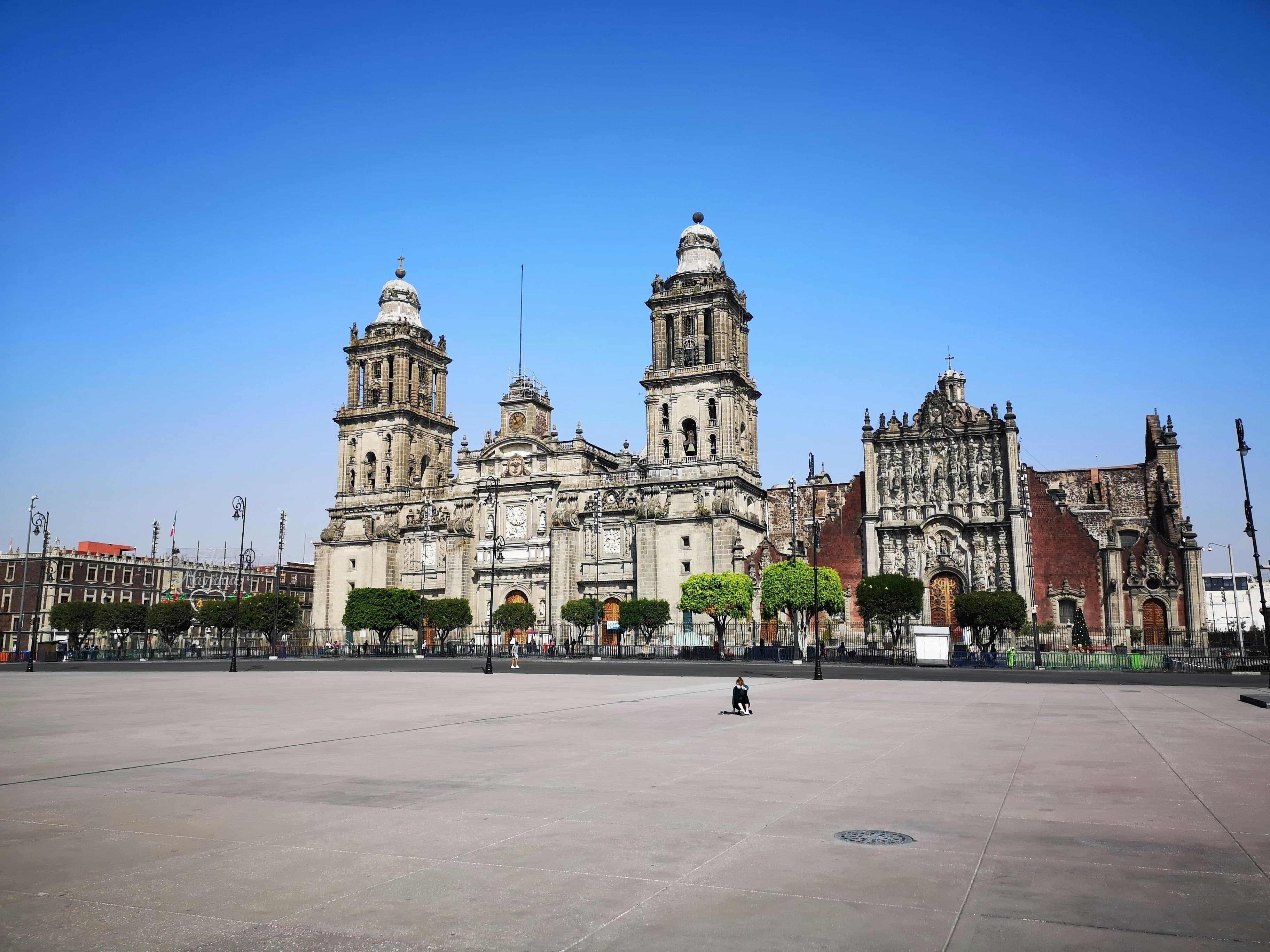 Mexico City 2025: Neighborhoods, Murals, and Markets — A 2–4 Day City Guide That Flows