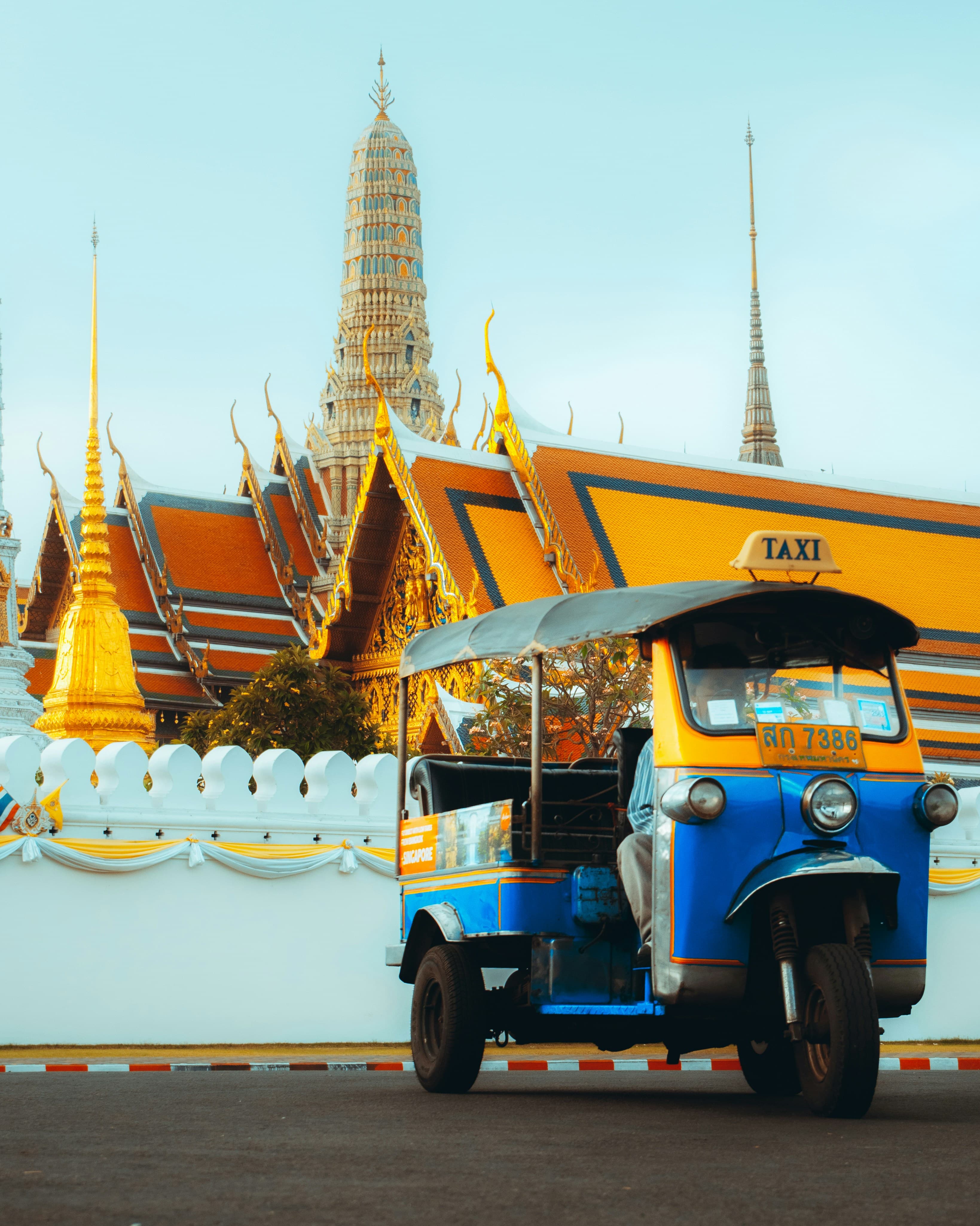 Bangkok 2025: Temples, Canals, and Street Food — A 2–4 Day City Guide That Keeps the Rhythm