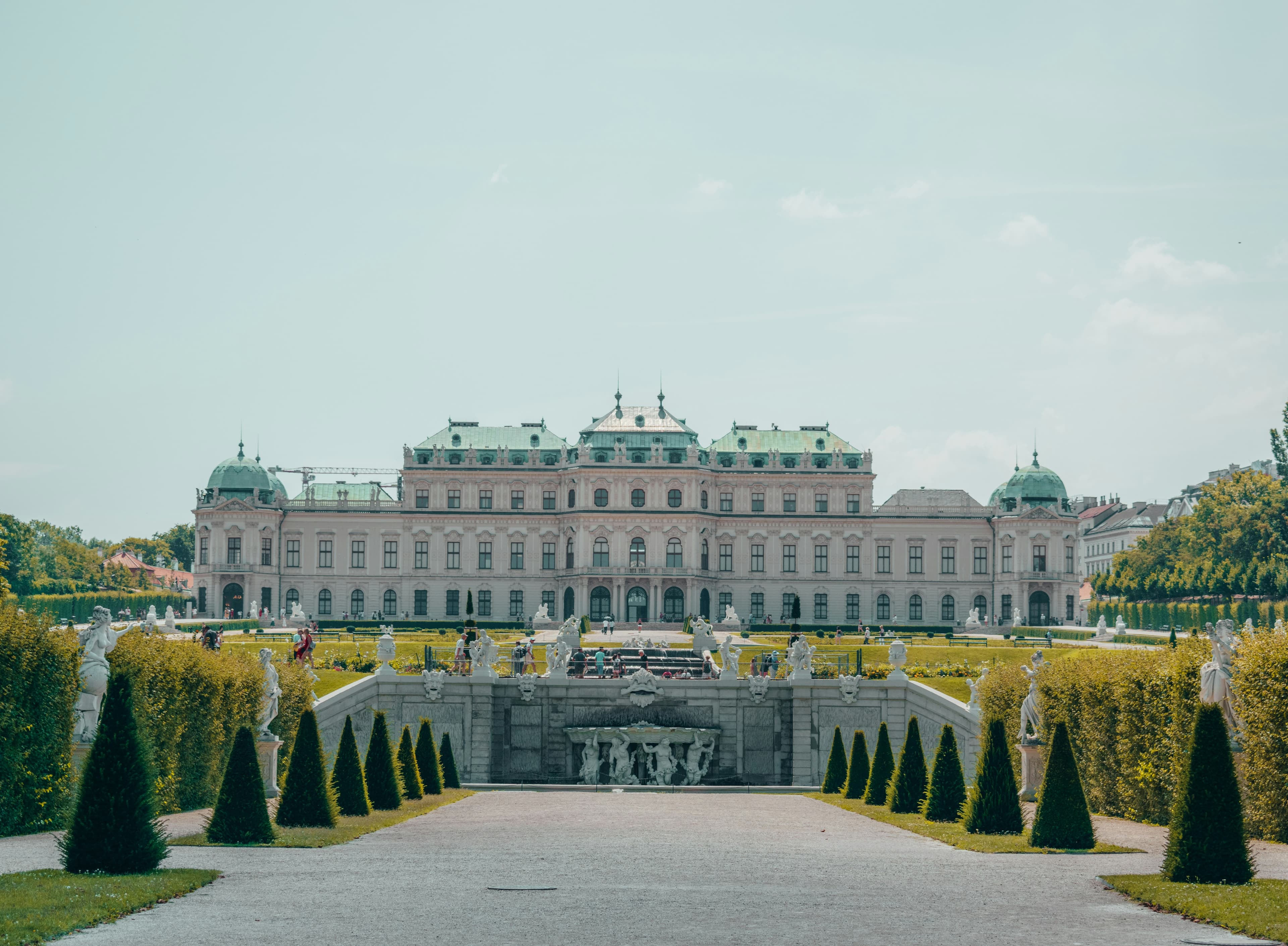 Vienna 2025: Imperial Palaces, Coffeehouses, and Danube Island – 4–6 Day City Guide