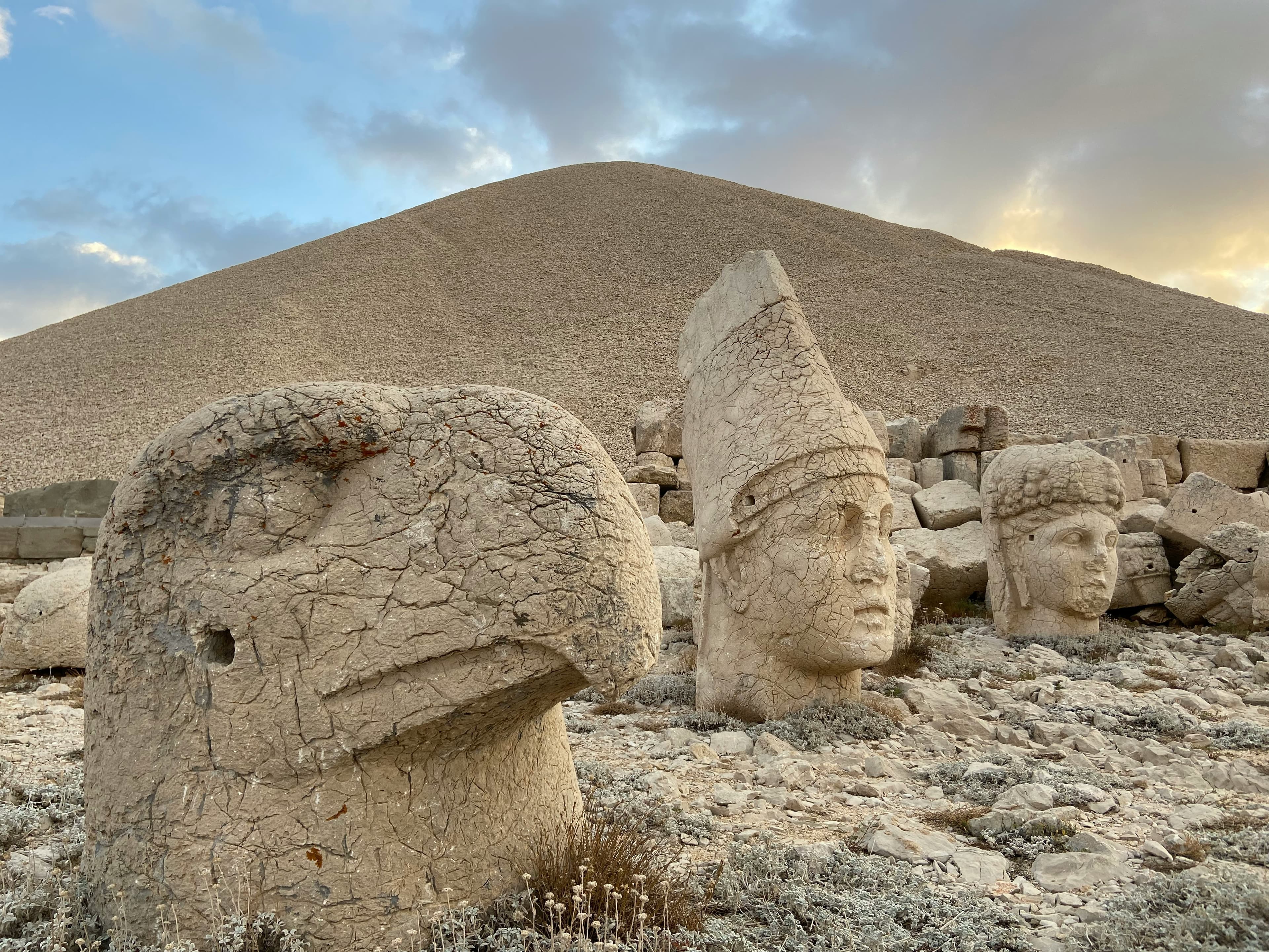 Doğu Anadolu'nun Gizli Cennetleri: Van Gölü'nden Nemrut'a Türkiye'nin En Az Keşfedilen Bölgesi 2025