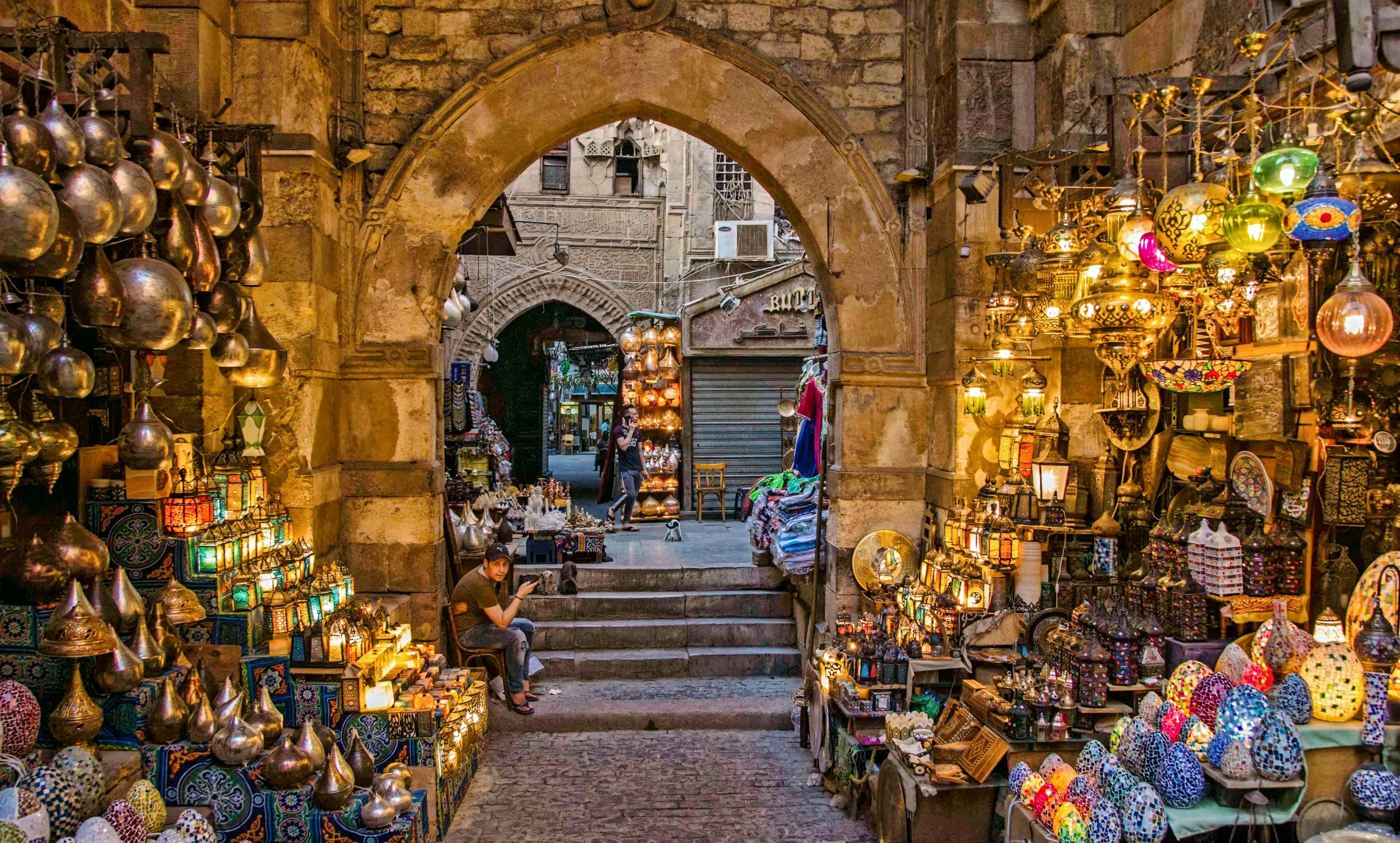 Cairo 2025: Pyramids, Museums, and Nile Evenings — A Complete 2–4 Day City Guide